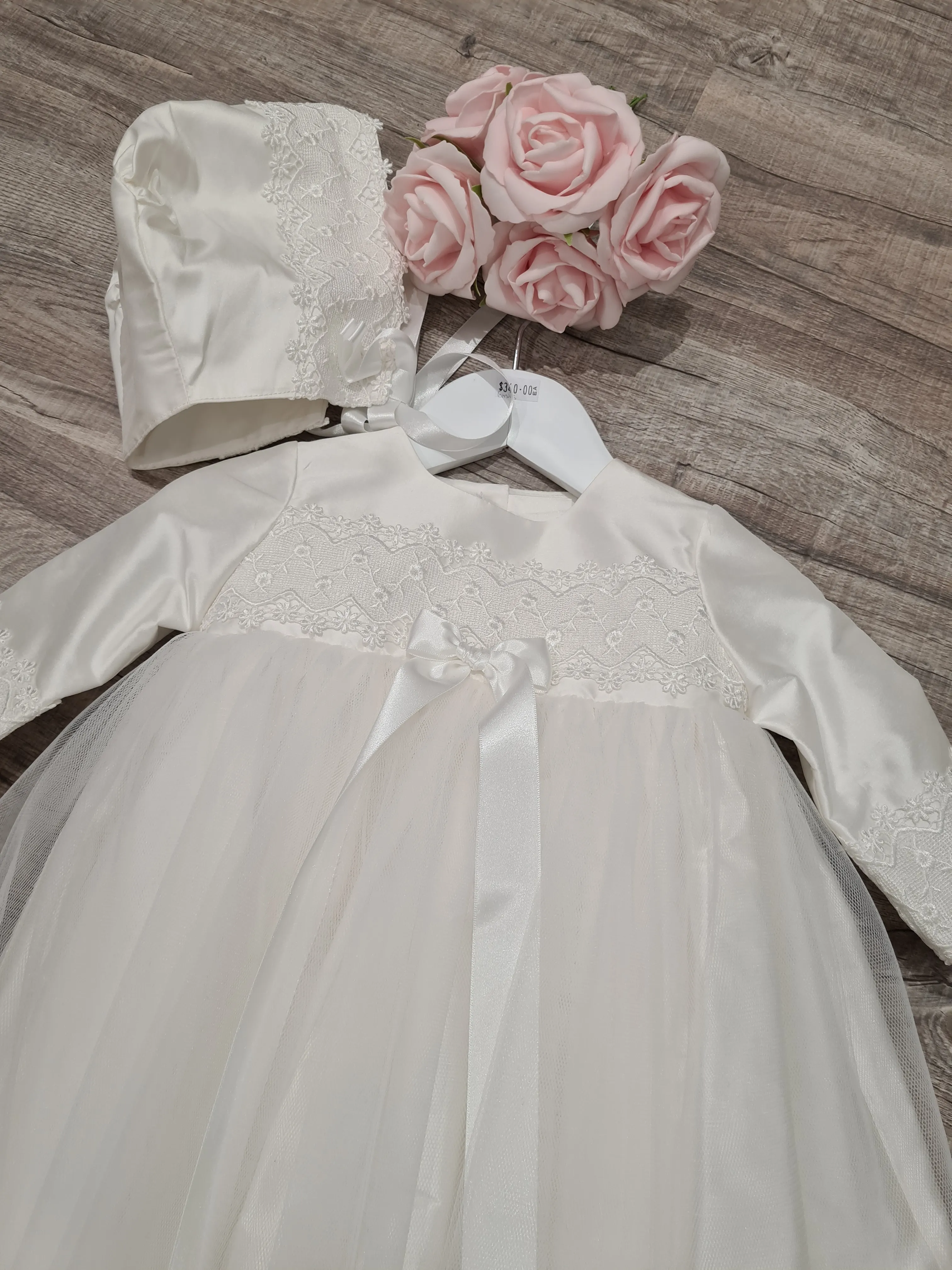 Adore - size 6m