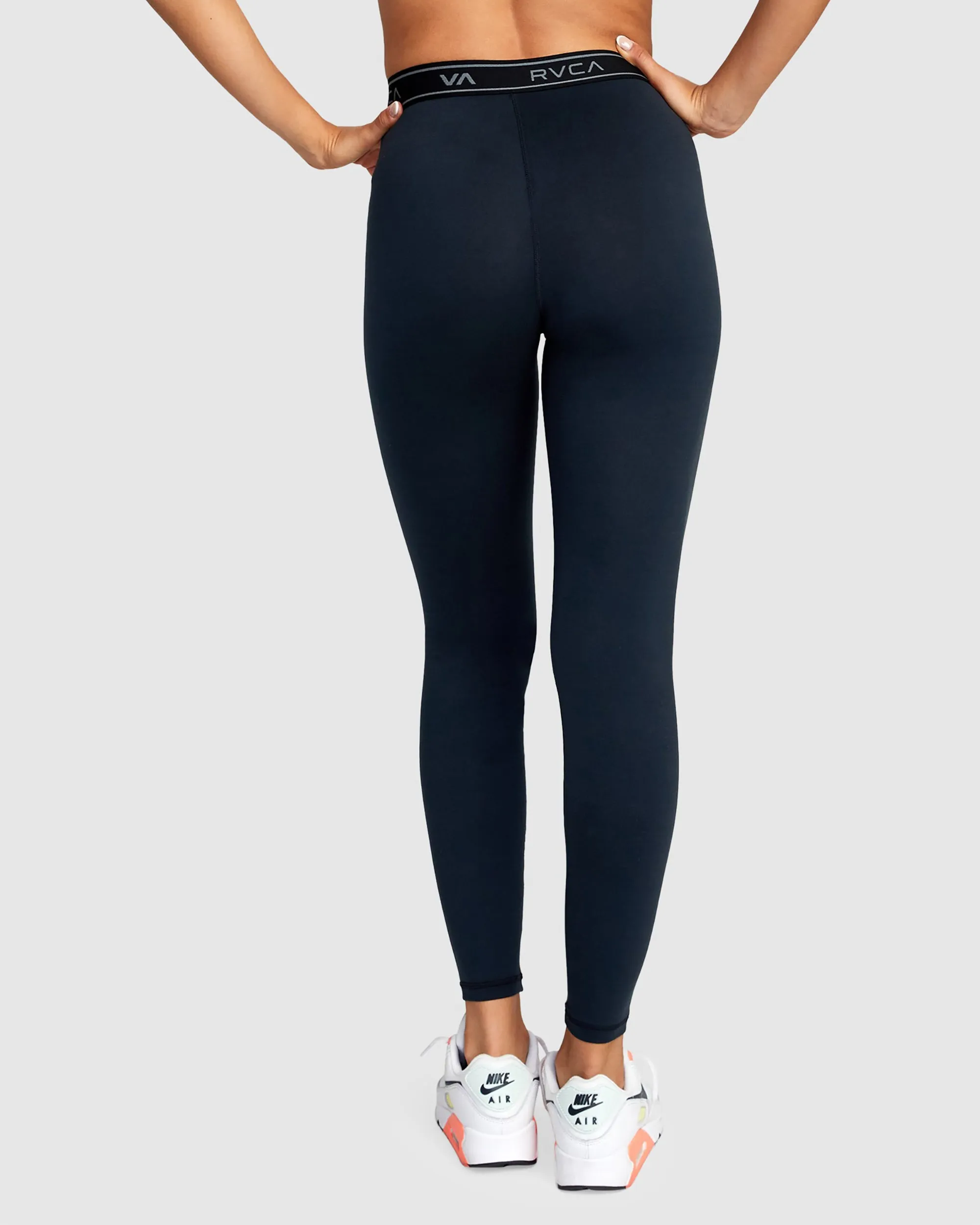BASE LEGGING