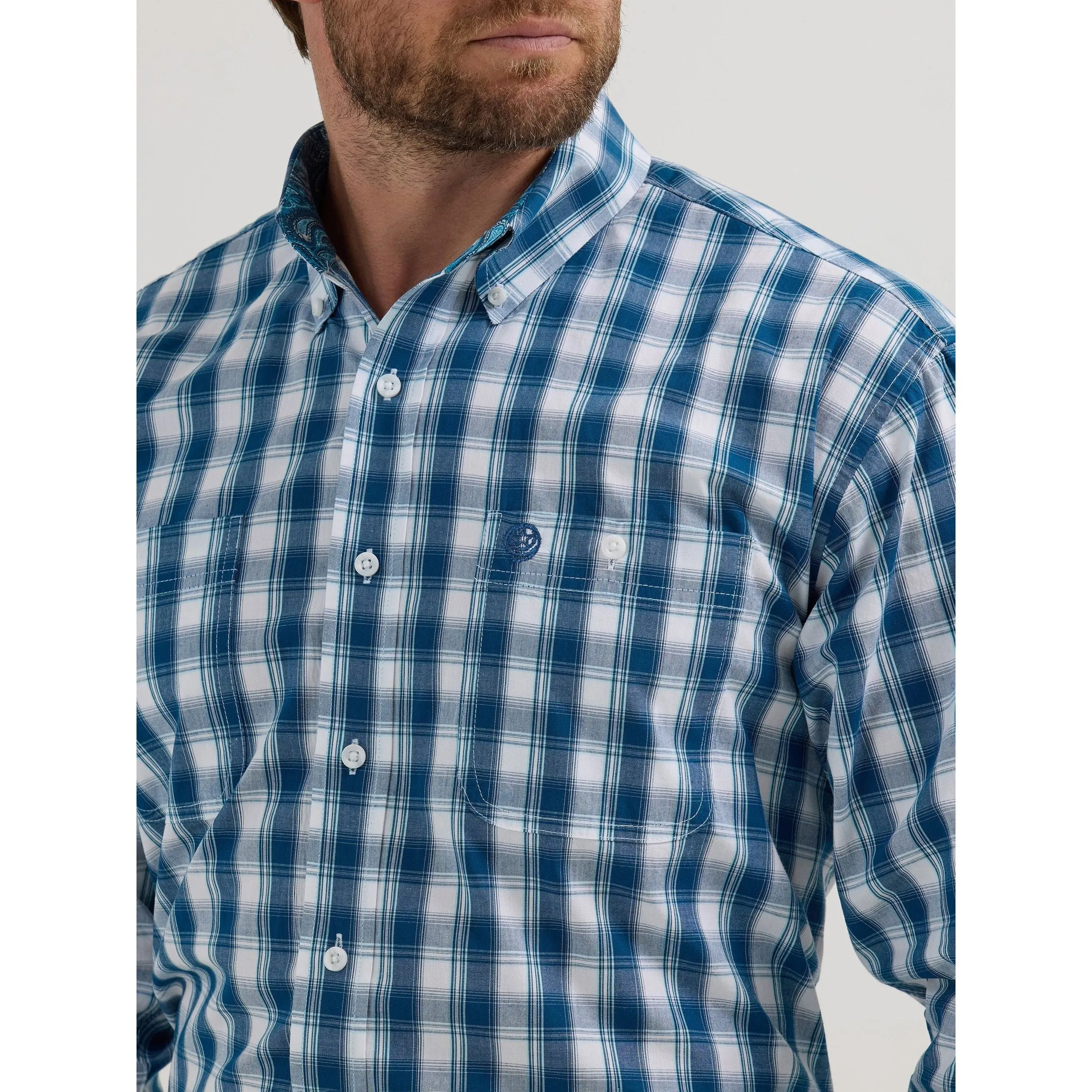 Men's Wrangler® George Strait™ Long Sleeve Button Down Two Pocket Shirt 2356637