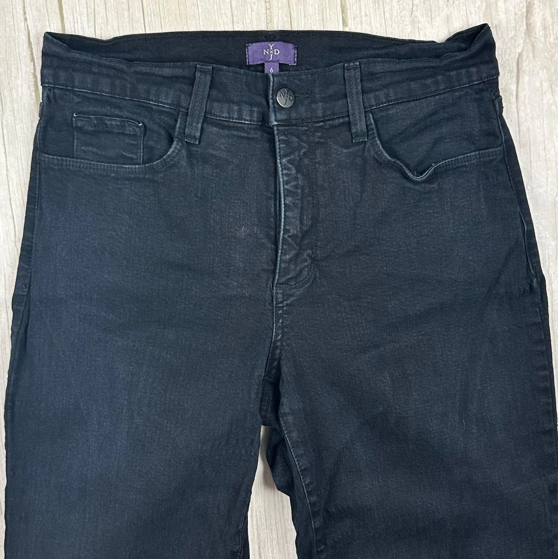 NYDJ Black Lift & Tuck 'Straight; Jeans -Size 6 US or 10 AU